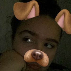 Meet your Posher, Kendra